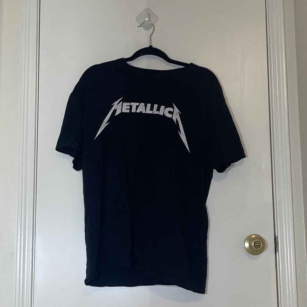 Mens gently worn t shirt